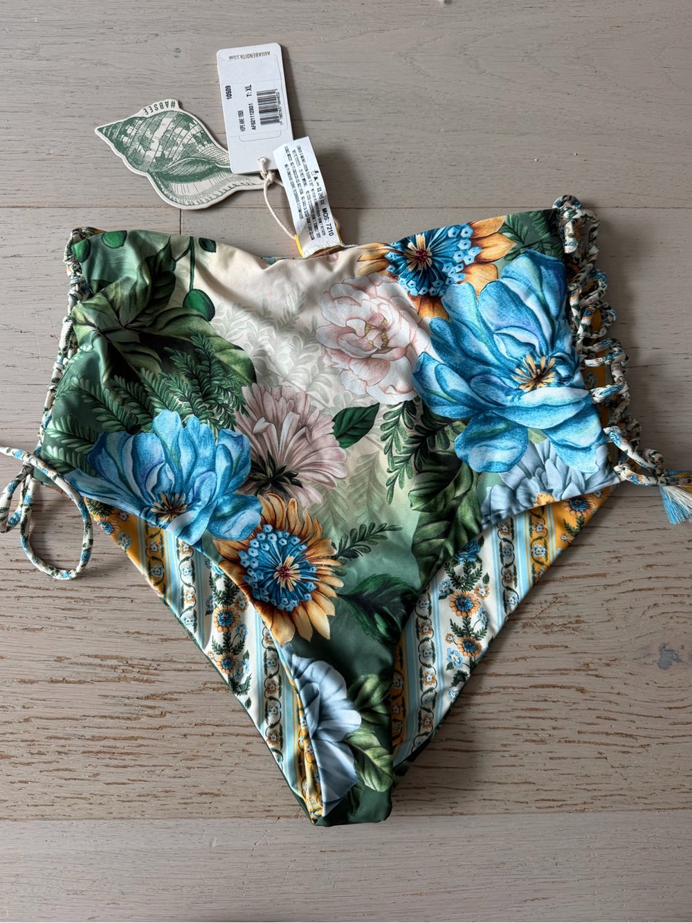 Agua Bendita Bikini
